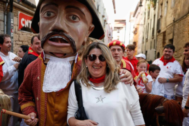 Fotos del recorrido de los gigantes y cabezudos de Pamplona del día 9 de julio de San Fermín 2019