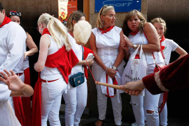 Fotos del recorrido de los gigantes y cabezudos de Pamplona del día 9 de julio de San Fermín 2019