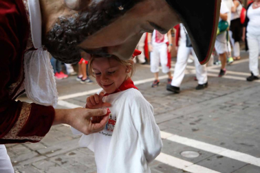 Fotos del recorrido de los gigantes y cabezudos de Pamplona del día 9 de julio de San Fermín 2019