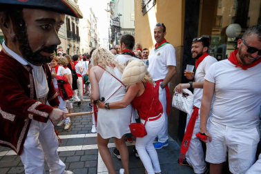 Fotos del recorrido de los gigantes y cabezudos de Pamplona del día 9 de julio de San Fermín 2019