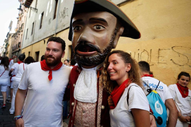 Fotos del recorrido de los gigantes y cabezudos de Pamplona del día 9 de julio de San Fermín 2019