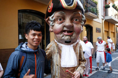 Fotos del recorrido de los gigantes y cabezudos de Pamplona del día 9 de julio de San Fermín 2019