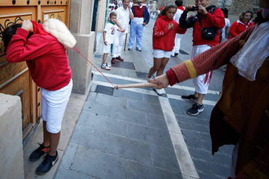 Fotos del recorrido de los gigantes y cabezudos de Pamplona del día 9 de julio de San Fermín 2019