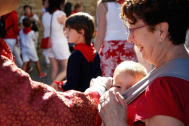 Fotos del recorrido de los gigantes y cabezudos de Pamplona del día 9 de julio de San Fermín 2019