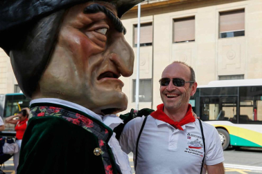 Fotos del recorrido de los gigantes y cabezudos de Pamplona del día 9 de julio de San Fermín 2019