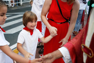Fotos del recorrido de los gigantes y cabezudos de Pamplona del día 9 de julio de San Fermín 2019