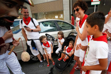 Fotos del recorrido de los gigantes y cabezudos de Pamplona del día 9 de julio de San Fermín 2019