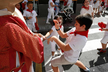 Fotos del recorrido de los gigantes y cabezudos de Pamplona del día 9 de julio de San Fermín 2019