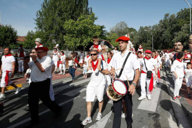 Fotos del recorrido de los gigantes y cabezudos de Pamplona del día 9 de julio de San Fermín 2019