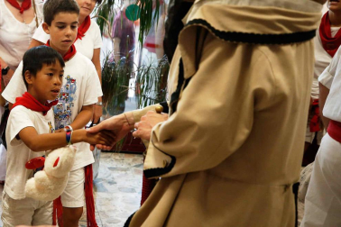 Fotos del recorrido de los gigantes y cabezudos de Pamplona del día 9 de julio de San Fermín 2019