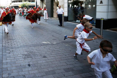 Fotos del recorrido de los gigantes y cabezudos de Pamplona del día 9 de julio de San Fermín 2019