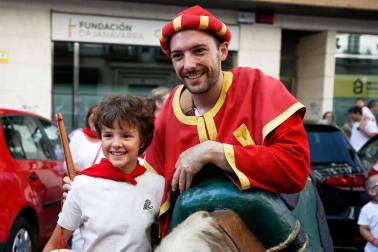 Fotos del recorrido de los gigantes y cabezudos de Pamplona del día 9 de julio de San Fermín 2019