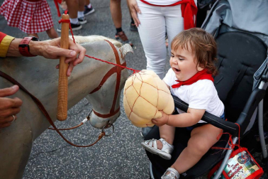 Fotos del recorrido de los gigantes y cabezudos de Pamplona del día 9 de julio de San Fermín 2019