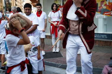 Fotos del recorrido de los gigantes y cabezudos de Pamplona del día 9 de julio de San Fermín 2019