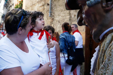 Fotos del recorrido de los gigantes y cabezudos de Pamplona del día 9 de julio de San Fermín 2019