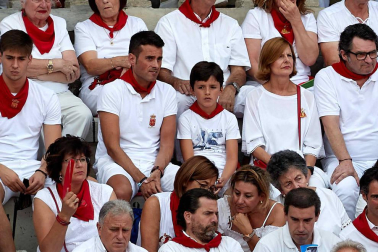 Público asistente a la Plaza de Toros de Pamplona durante la séptima corrida de la Feria del Toro 2019 con la ganadería de La Palmosilla para los diestros José Garrido, Luis David Adame y Javier Marín