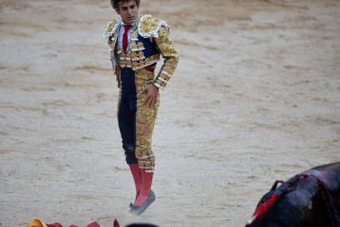 Imágenes de la corrida en la plaza de toros de Pamplona con reses de la ganadería de La Palmosilla para los diestros José Garrido, Luis David Adame y Javier Marín