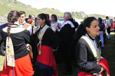 Ceremonia del tributo de las tres vacas