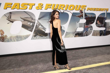 Los protagonistas de la última entrega de la saga de 'Fast and Furious' acudieron a la premier en el Teatro Kodak de Los Ángeles.