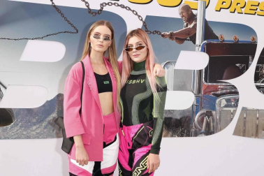 Los protagonistas de la última entrega de la saga de 'Fast and Furious' acudieron a la premier en el Teatro Kodak de Los Ángeles.