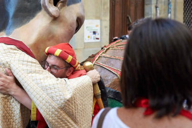 Fotos del recorrido de la Comparsa de Gigantes y Cabezudos de Pamplona del día 9 de julio de San Fermín 2019