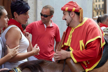 Fotos del recorrido de la Comparsa de Gigantes y Cabezudos de Pamplona del día 9 de julio de San Fermín 2019
