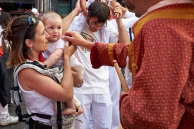 Fotos del recorrido de la Comparsa de Gigantes y Cabezudos de Pamplona del día 9 de julio de San Fermín 2019