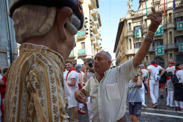Fotos del recorrido de la Comparsa de Gigantes y Cabezudos de Pamplona del día 9 de julio de San Fermín 2019