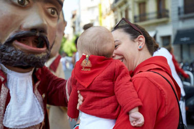 Fotos del recorrido de la Comparsa de Gigantes y Cabezudos de Pamplona del día 9 de julio de San Fermín 2019
