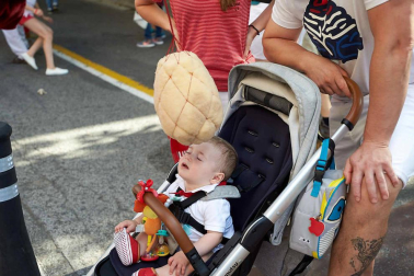 Fotos del recorrido de la Comparsa de Gigantes y Cabezudos de Pamplona del día 9 de julio de San Fermín 2019