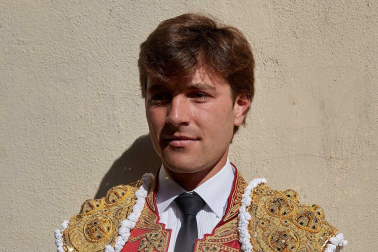 Imágenes de la corrida en la plaza de toros de Pamplona con reses de la ganadería de Miura para los diestros Rafaelillo, Octavio Chacón y Juan Leal.