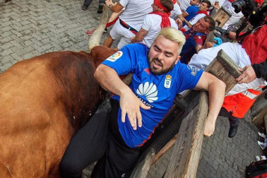 Fotos de los mejores momentos de los encierros de San Fermín 2019