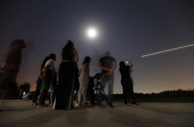 El fenómeno se pudo observar desde varios puntos del planeta y dejó estampas espectaculares.