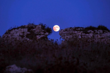 El fenómeno se pudo observar desde varios puntos del planeta y dejó estampas espectaculares.