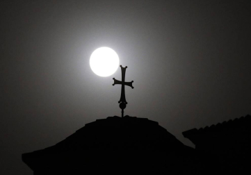 El fenómeno se pudo observar desde varios puntos del planeta y dejó estampas espectaculares.