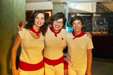 Teatro, música, circo, cabaret, humor delirante… Una mezcla explosiva que da lugar a uno de los espectáculos más vistos de los últimos tiempos: The Hole. El Teatro Gayarre programó de nuevo durante los Sanfermines esta cita, en esta ocasión la tercera de la saga, apellidada 'Zero' ya que en ella se da cuenta de cómo empezó todo.