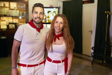 Teatro, música, circo, cabaret, humor delirante… Una mezcla explosiva que da lugar a uno de los espectáculos más vistos de los últimos tiempos: The Hole. El Teatro Gayarre programó de nuevo durante los Sanfermines esta cita, en esta ocasión la tercera de la saga, apellidada 'Zero' ya que en ella se da cuenta de cómo empezó todo.