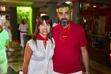 Teatro, música, circo, cabaret, humor delirante… Una mezcla explosiva que da lugar a uno de los espectáculos más vistos de los últimos tiempos: The Hole. El Teatro Gayarre programó de nuevo durante los Sanfermines esta cita, en esta ocasión la tercera de la saga, apellidada 'Zero' ya que en ella se da cuenta de cómo empezó todo.