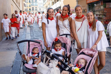 El acto más internacional de los Sanfermines también tiene su versión 'txiki'.