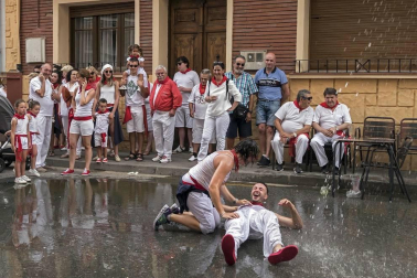 Fotos del cohete de San Adrián