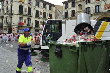Este miércoles 24 de julio comenzaron las fiestas de Santa Ana en Tudela con el tradicional lanzamiento del cohete.