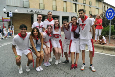 Este miércoles 24 de julio comenzaron las fiestas de Santa Ana en Tudela con el tradicional lanzamiento del cohete.