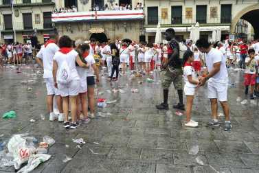 Este miércoles 24 de julio comenzaron las fiestas de Santa Ana en Tudela con el tradicional lanzamiento del cohete.