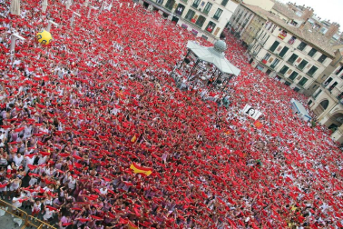 Este miércoles 24 de julio comenzaron las fiestas de Santa Ana en Tudela con el tradicional lanzamiento del cohete.