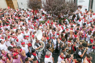 Este miércoles 24 de julio comenzaron las fiestas de Santa Ana en Tudela con el tradicional lanzamiento del cohete.