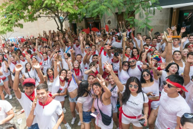 Este miércoles 24 de julio comenzaron las fiestas de Santa Ana en Tudela con el tradicional lanzamiento del cohete.