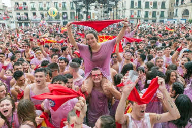 Este miércoles 24 de julio comenzaron las fiestas de Santa Ana en Tudela con el tradicional lanzamiento del cohete.