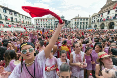 Este miércoles 24 de julio comenzaron las fiestas de Santa Ana en Tudela con el tradicional lanzamiento del cohete.