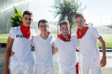 Las instalaciones de Tajonar acogieron el 11 de julio el primer entrenamiento de Osasuna. Una jornada de puertas abiertas en estas instalaciones deportivas que permitió a los aficionados rojillos ver las primeras carreras y ejercicios de una plantilla que espera con ilusión su estreno en la Primera División.