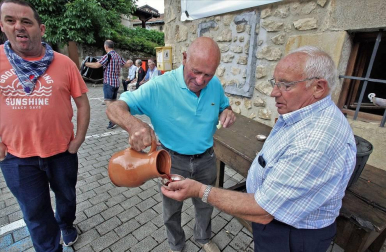 Todas las fotos de fiestas de Bakaiku el 26 de julio de 2019